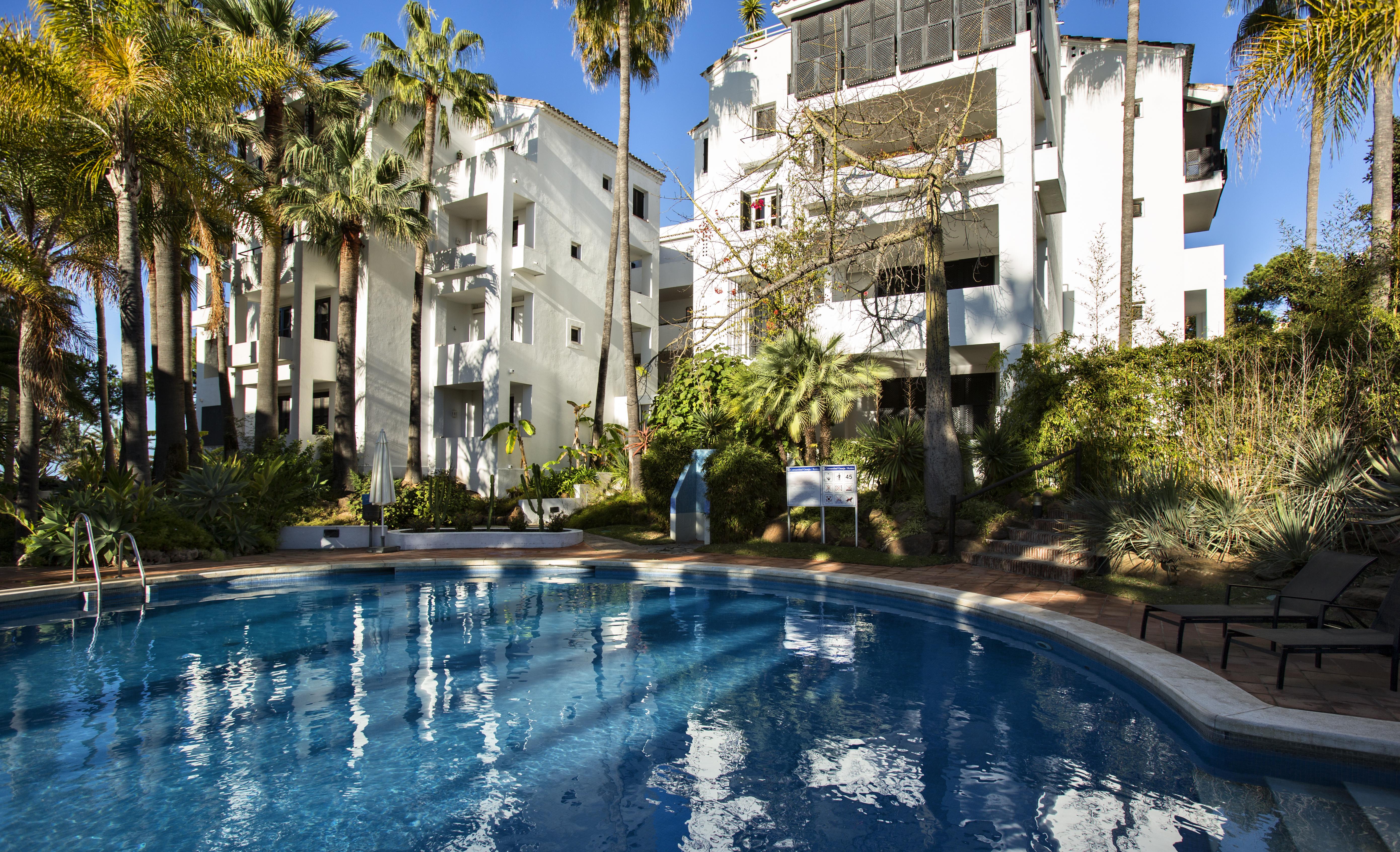 Ona Alanda Club Marbella Aparthotel Exterior foto